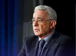 Aplazan para agosto la indagatoria de Álvaro Uribe por casos de El Aro y La Granja
