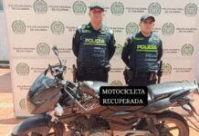 Motocicleta recuperada por la Policía en Acacías